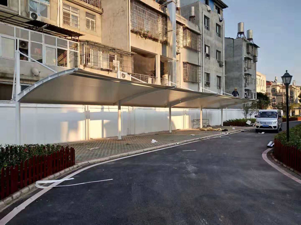 武汉武湖市场监督局车棚膜结构工程