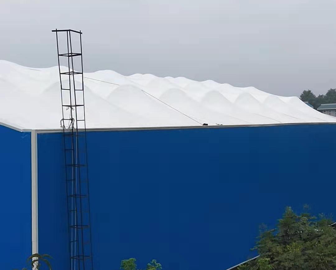 贵州黔东电厂篮球场膜结构建筑工程(图2)