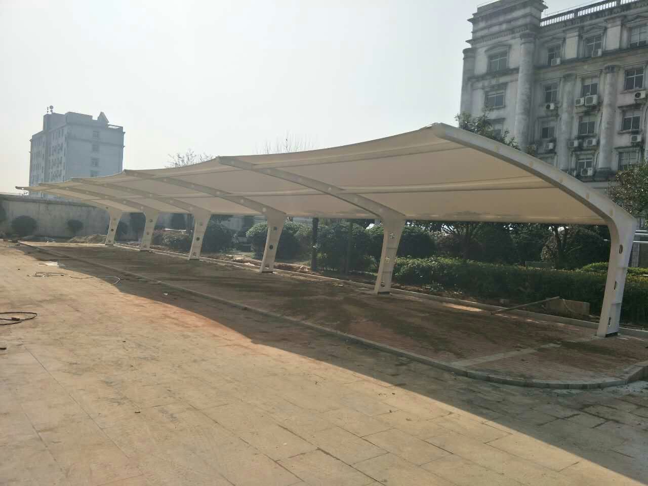 岳阳检察院停车棚膜结构工程(图4)